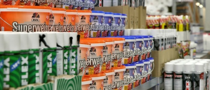 custom paint store product display shelving