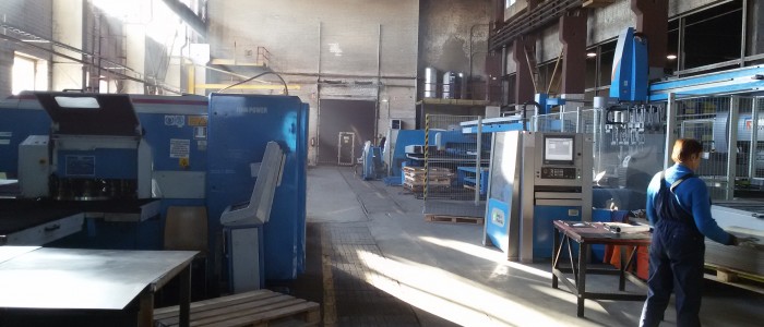 CNC metāla štancēšanas un perforēšanas pakalpojumi